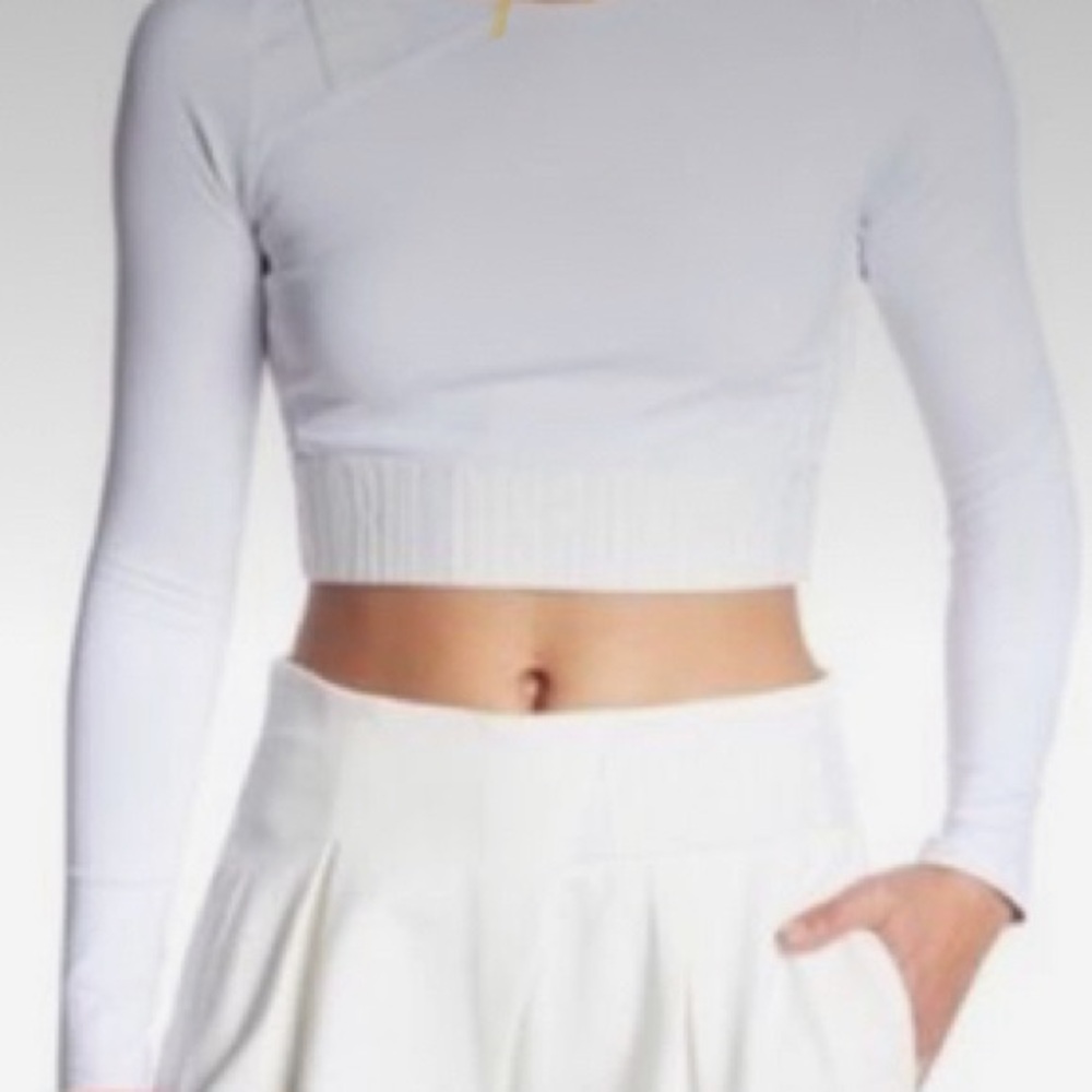 Lime & Vine Chelsea Disrupt the Norm Crop top, L